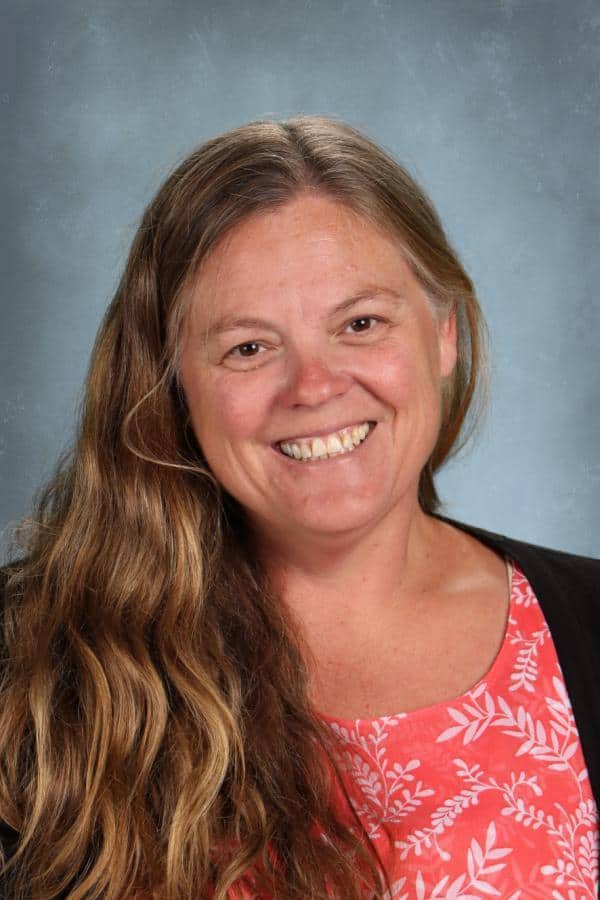 Jennifer Roos - 6th Grade Teacher - Classical School Maryland