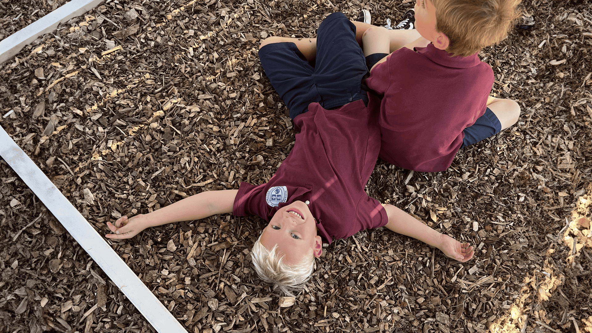 Elementry school kids at the playground, image for Maryland private school admissions page